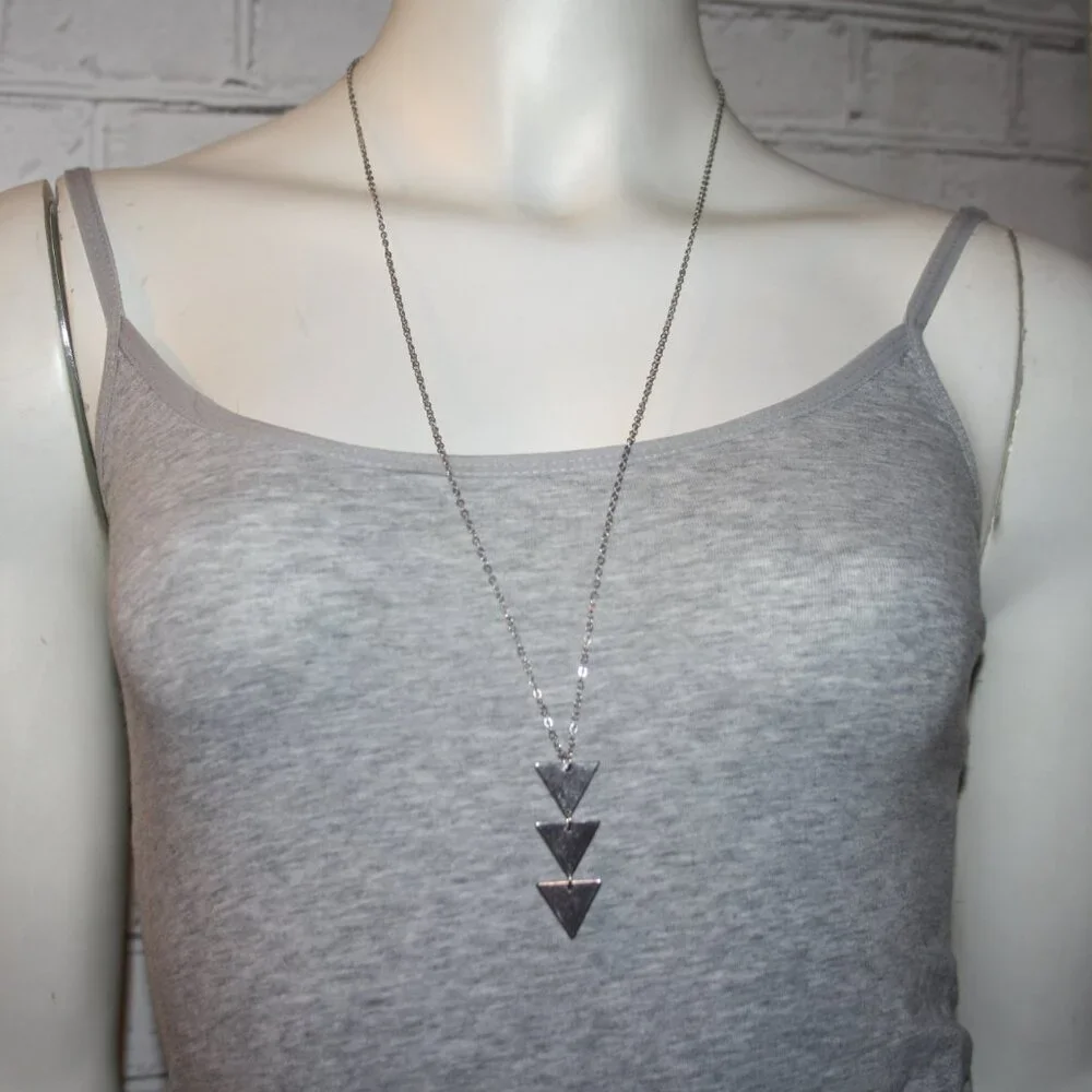 🔺 Silver Triangle Pendant Necklace · Adjustable 28–30”